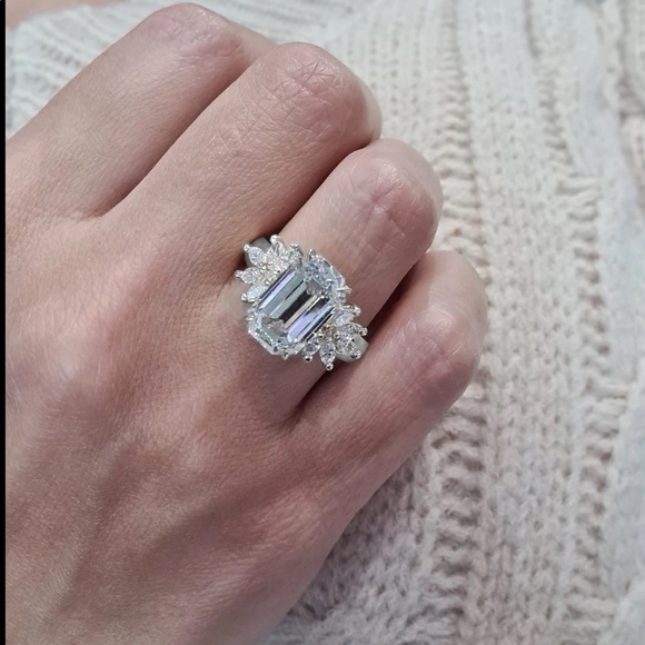 New 925 Silver Luxury Rectangular Cut Diamond Ring - Picture 3 of 6